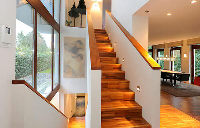 Ein Innenausbau wie kein Zweiter – aus der Tischlerei | Schreinerei Korfmacher Holzverarbeitung.