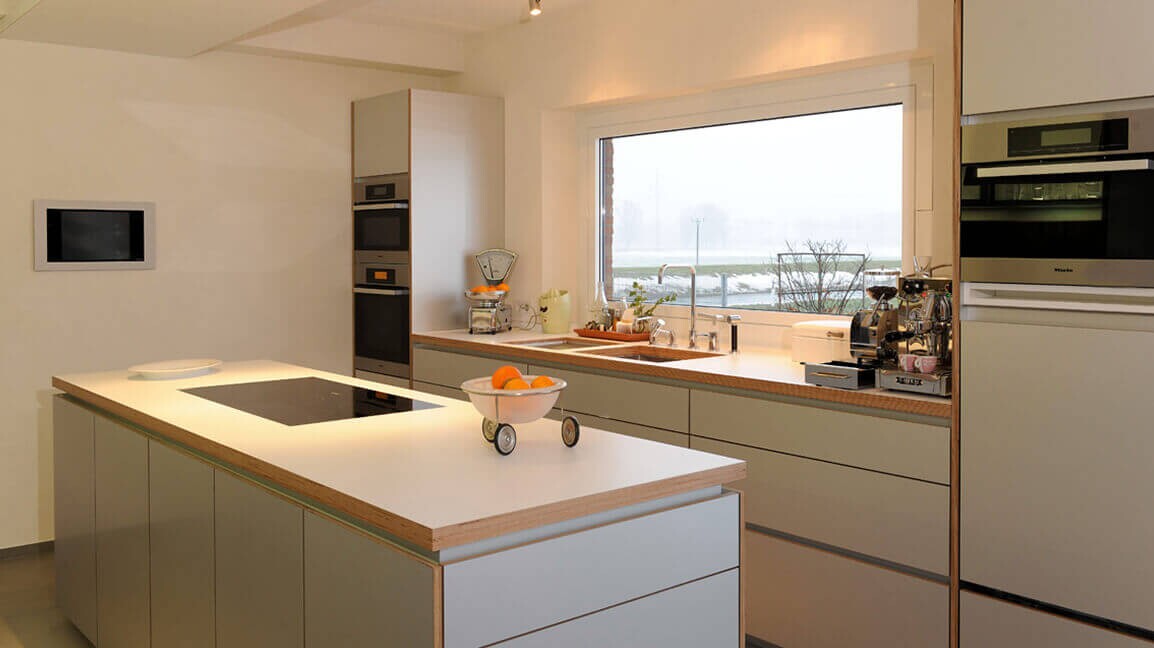 Beispiel Küche – Individuelle Schreinerküche aus dem Tischlermeisterbetrieb Korfmacher.