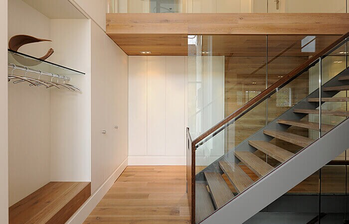 Ein Entree wie kein Zweites – Einbaumöbel aus dem Tischler&shy;meister&shy;betrieb Korfmacher, Düsseldorf.